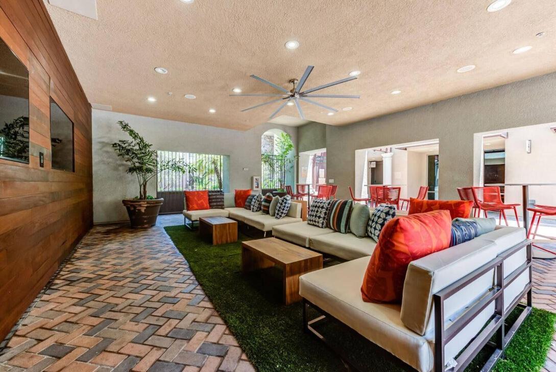 Woodland Hills Luxury Apt 2 Bed Ca Los Angeles Exterior foto